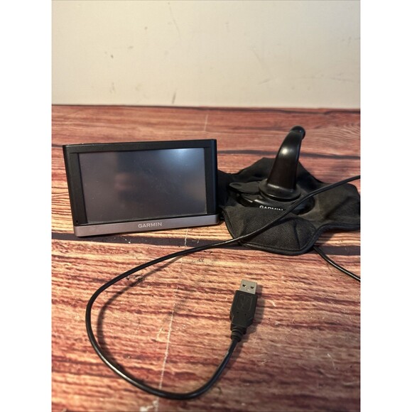 Garmin NUVI 42 145-01615-10 Automotive Mountable GPS Unit/ Mount - Picture 1 of 7